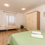 アパート Amazing Apartment In Pula *