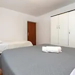 アパート Amazing Apartment In Pula