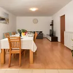 アパート Amazing Apartment In Pula プーラ