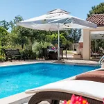 アパート Amazing Apartment In Pula *