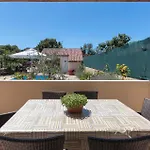 Amazing Apartment In Pula アパート
