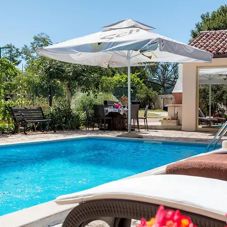 Apartamento Lovely In With Wifi *